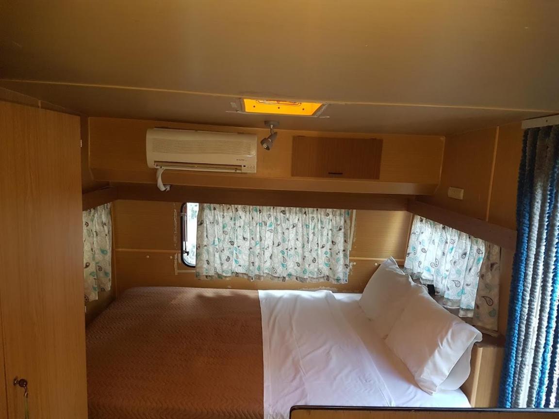 Xenicamp-Retreat Hotel Nafplio Luaran gambar